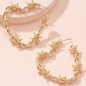 SALE Gold Punk Barbwire Heart Earrings